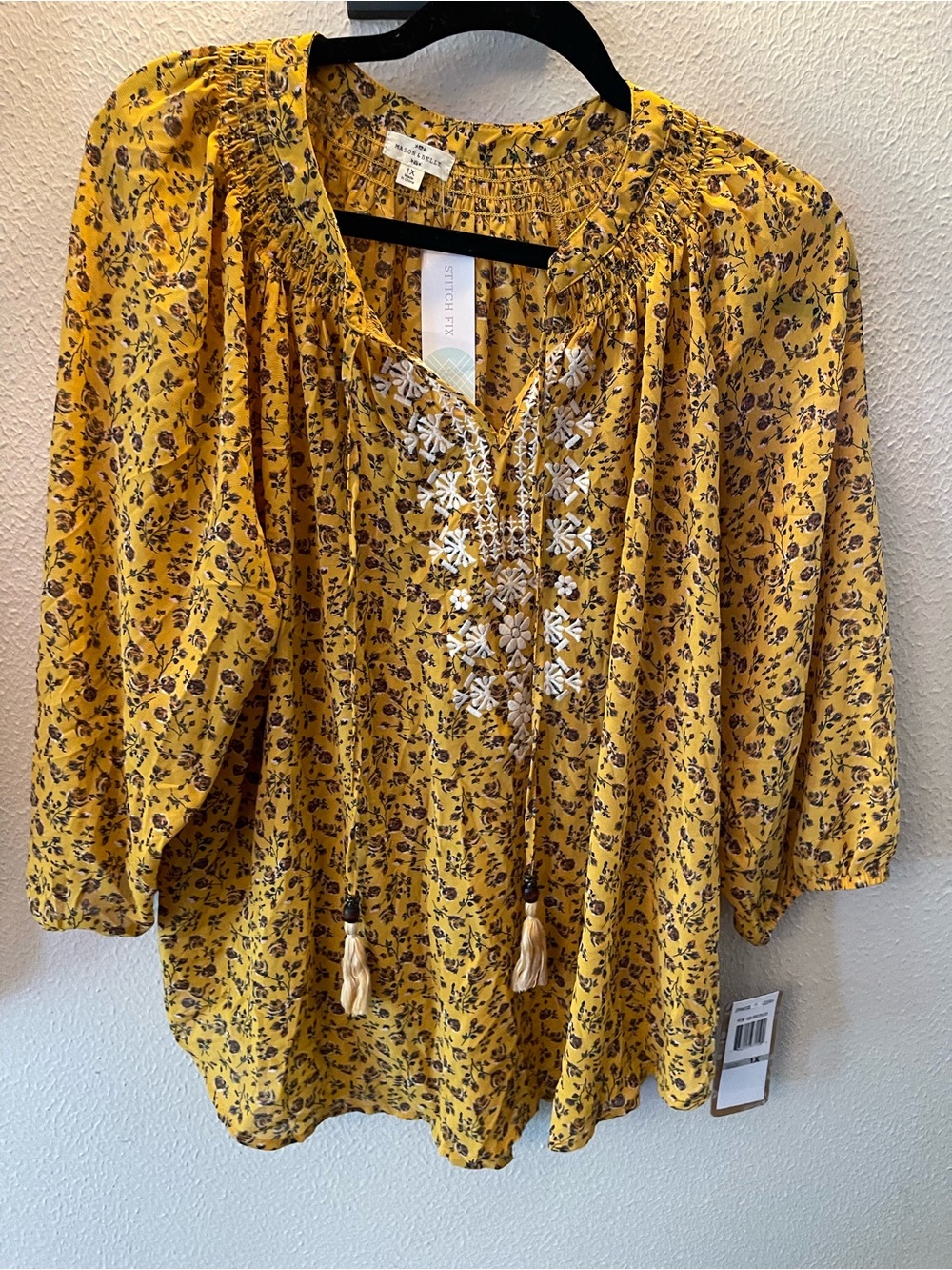 Mason & Belle BOBBY women’s 1x embroidery tie neck blouse - Brand new with Tags